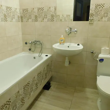 ゲストハウス Pokoje Goscinne Korona