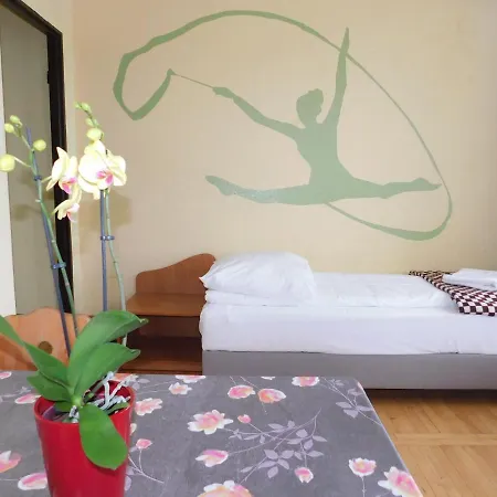 Pokoje Goscinne Korona 3* クラクフ